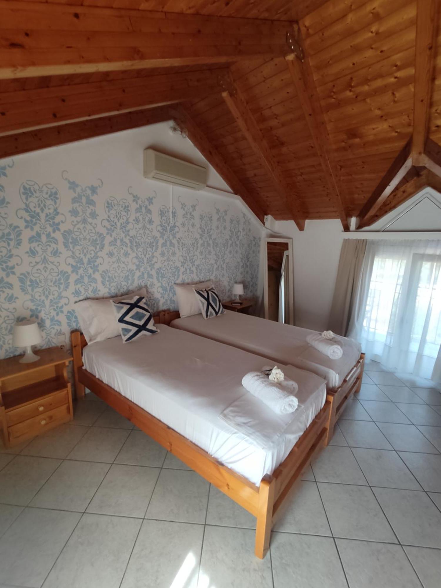 Вилла Chloe Attic Айя-Евфимия Экстерьер фото
